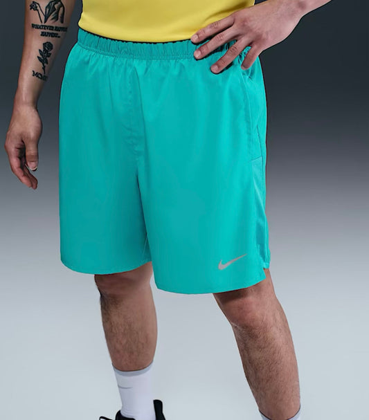Nike Challenger 7” Shorts